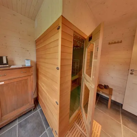 Luxury With Sauna In The Forest Feriehus